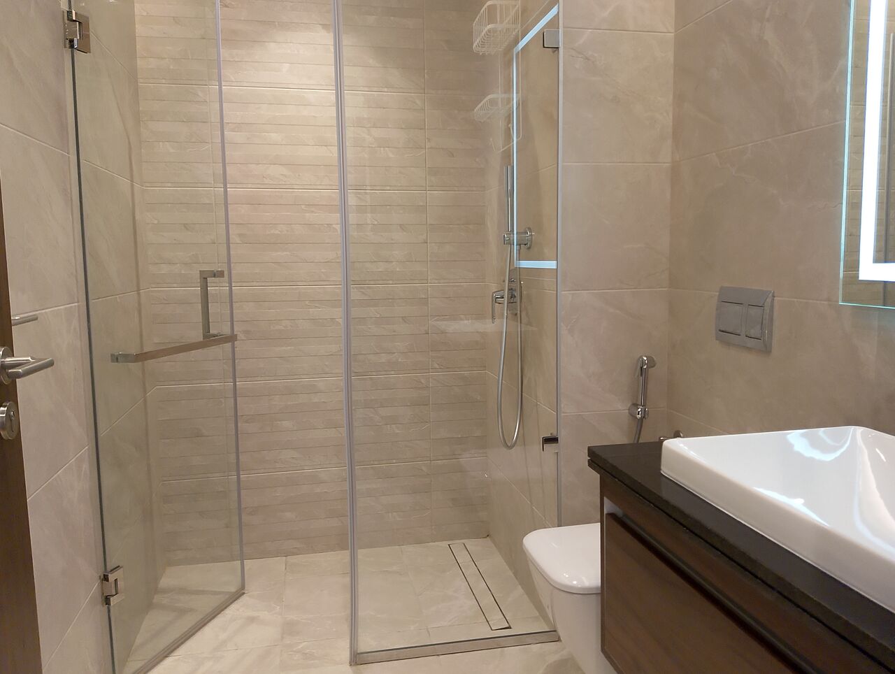 Manama, Apartments, Flats, Houses & Villas, BHD 650/month,  Furnished,  2 BR,  100 Sq. Meter,  For Rent 2BR In Dilmunia Island
