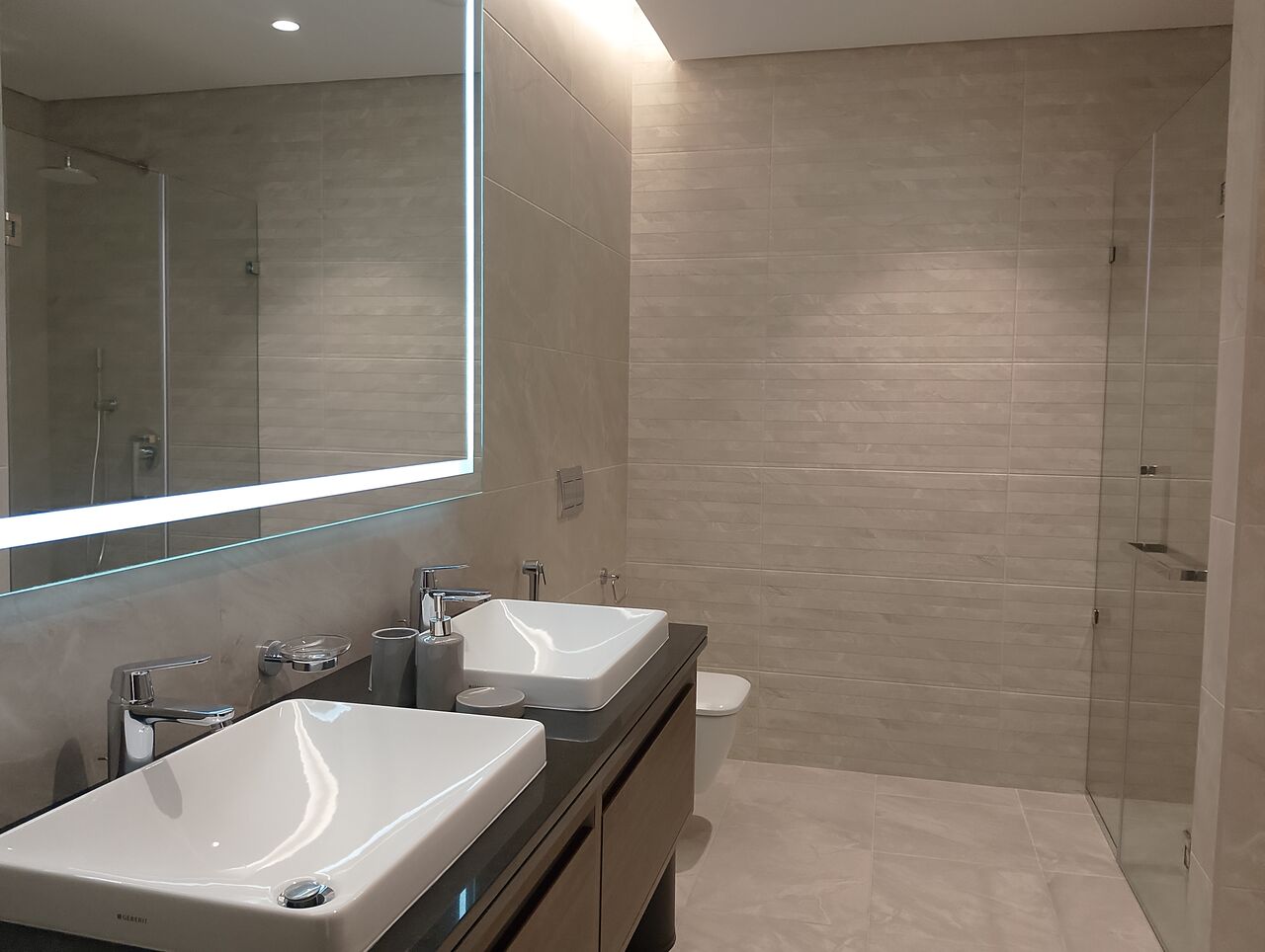 Manama, Apartments, Flats, Houses & Villas, BHD 650/month,  Furnished,  2 BR,  100 Sq. Meter,  For Rent 2BR In Dilmunia Island