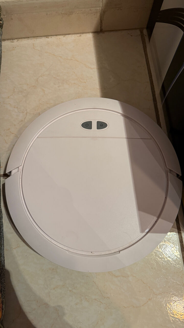 Al-Yarmouk, Appliances, SAR 200,  Robotic Vaccum Cleaner