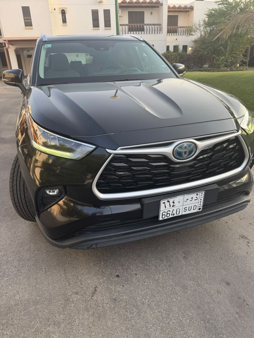 Yanbu, Vehicles, Cars & Trucks , SAR 120000,  Toyota Highlander Hybrid GLE HEV 4x4,  2021,  Automatic,  94000 KM,