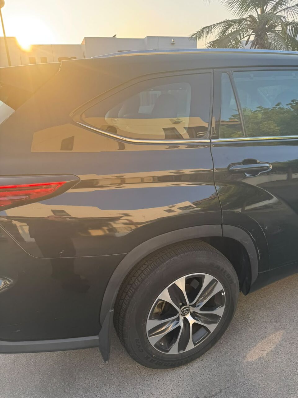 Yanbu, Vehicles, Cars & Trucks , SAR 120000,  Toyota Highlander Hybrid GLE HEV 4x4,  2021,  Automatic,  94000 KM,