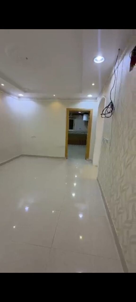 Al Naseem, Apartments, Flats, Houses & Villas, SAR 28000/year,  3 BR,  Family Apartment First Floor Neet Clean And Large Size House With Split Seprate Elctricity