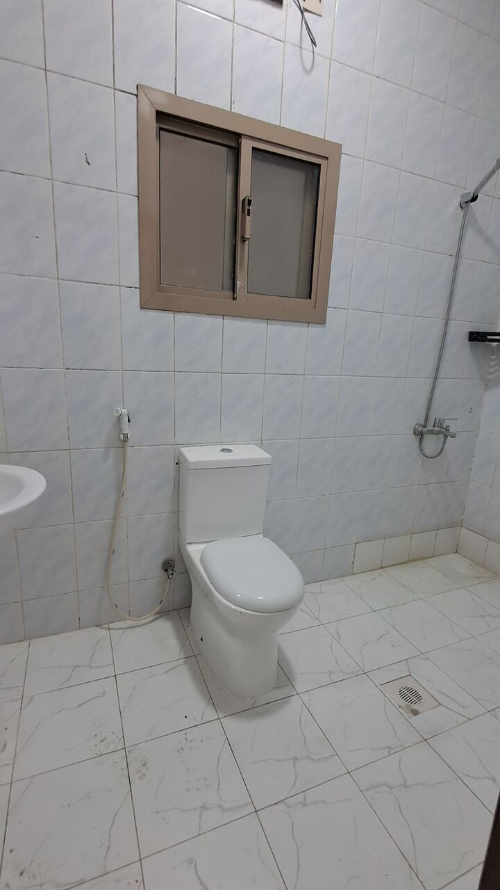 Ras Rumman, Apartments, Flats, Houses & Villas, BHD 200/month,  2 BR,  Semi Furnished Flat In Ras Rumman With Electricity - 200 BD