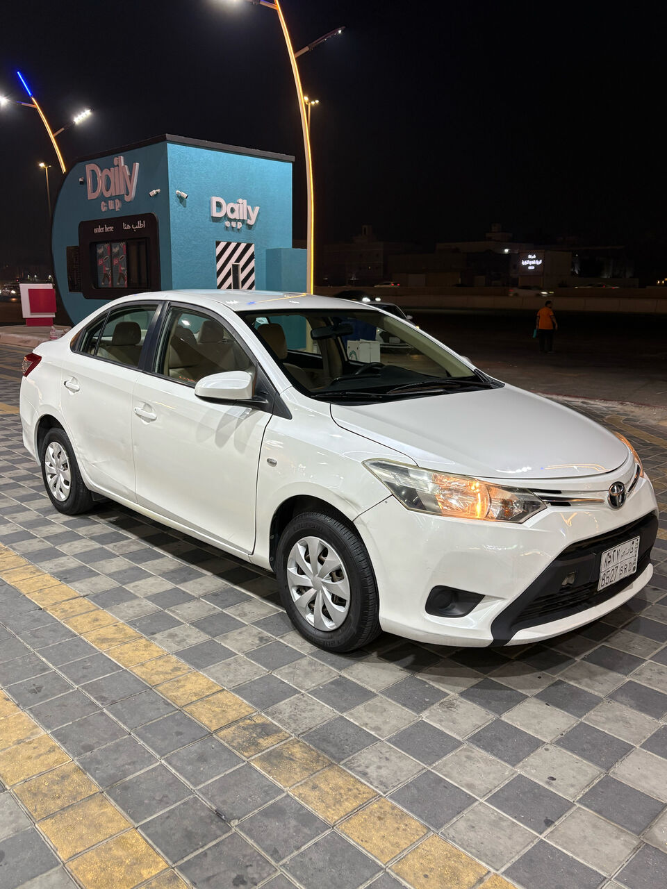 Jeddah, Vehicles, Cars & Trucks , SAR 28000,  Toyota Yaris,  2017,  Automatic,  300 KM,  Yaris