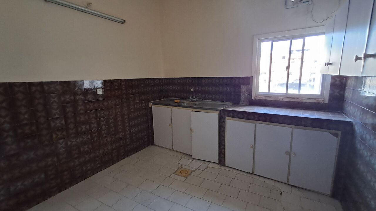 Gudaibiya, Apartments, Flats, Houses & Villas, BHD 160/month,  2 BR,  Un Furnished 2bed Room Flat In Gudaibiya- 160 BD