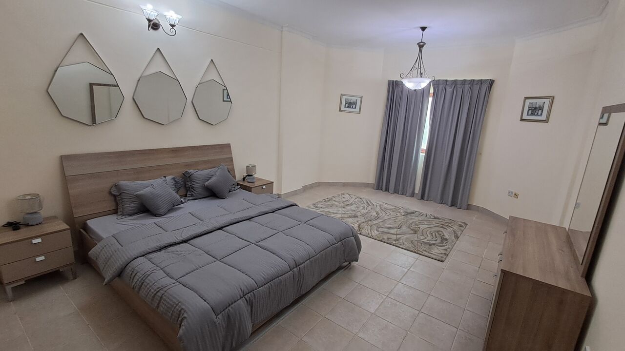 Juffair, Apartments, Flats, Houses & Villas, BHD 380/month,  2 BR,  Furnished Spacious 2 Bed Room Flat In Juffair With EWA