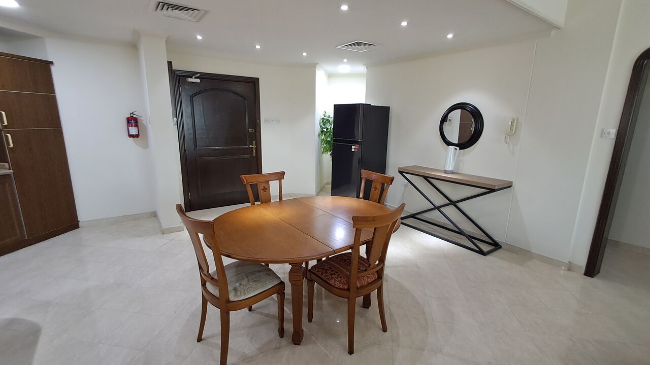 Juffair, Apartments, Flats, Houses & Villas, BHD 380/month,  2 BR,  Furnished Spacious 2 Bed Room Flat In Juffair With EWA