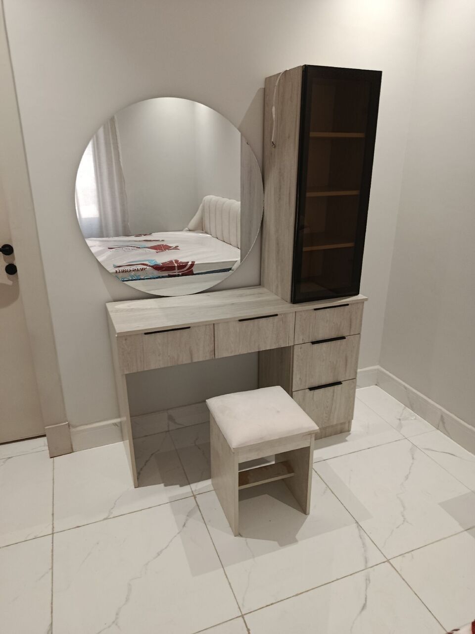 Jeddah, Furniture, SAR 1,  New Complete Bedroom Set For Sale