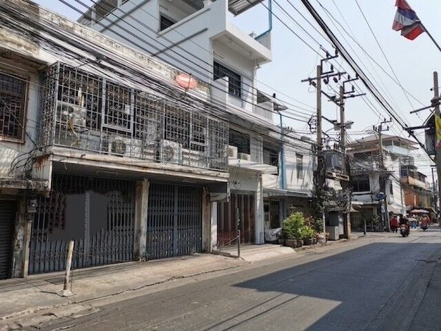 Bangkok, Villas, THB 32000,  23 Sq. Feet,  BH4430 ให้เช่าตึกแถว 2 คูหา 2 ชั้น ซอยเจริญร