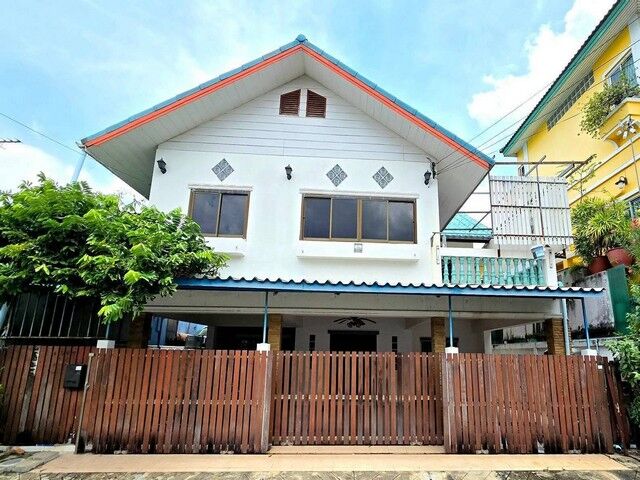 Bangkok, Villas, THB 27000,  50 Sq. Feet,  ให้เช่าบ้านเดี่ยว 2 ชั้น 50 ตรว. 6 ห้องนอน 