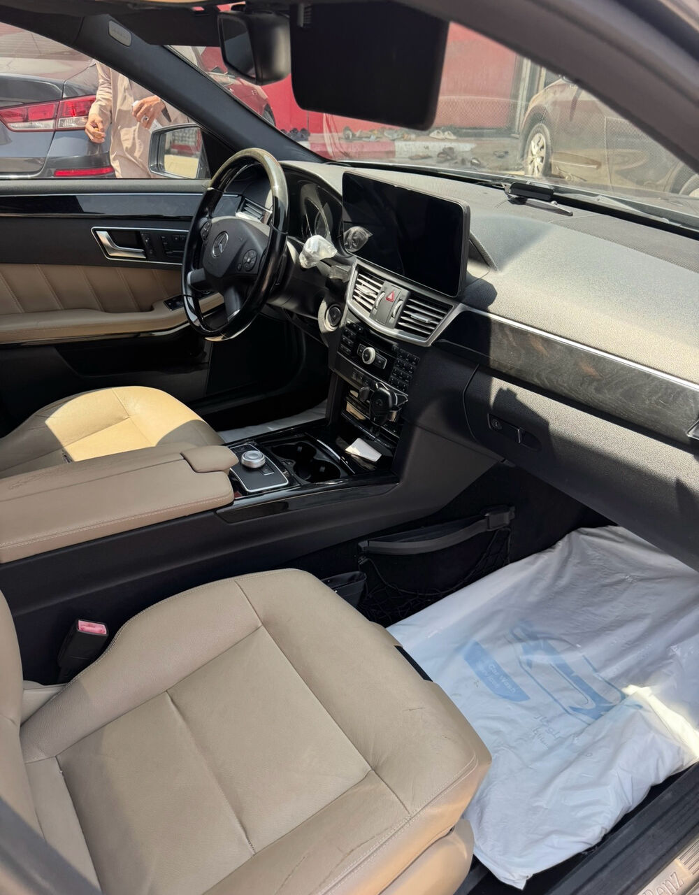 Riyadh, Vehicles, Cars & Trucks , SAR 50000,  Mercedes-Benz E-Class,  2012,  Automatic,  171000 KM,  Mercedes-Benz E300  (W212) - Original AMG Kit - Panoramic Sunroof - 171,000 Km