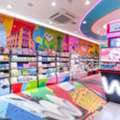 RETAIL STORE BRANDING, WINDOW GRAPHICS & VISUAL DISPLAYS