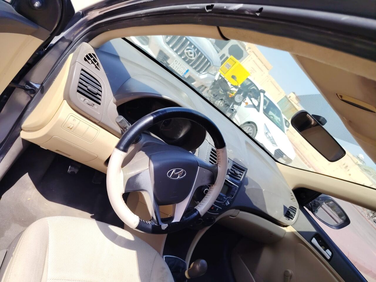 Riyadh, Vehicles, Cars & Trucks , SAR 18500,  Hyundai Accent,  2011,  Manual,  279000 KM,