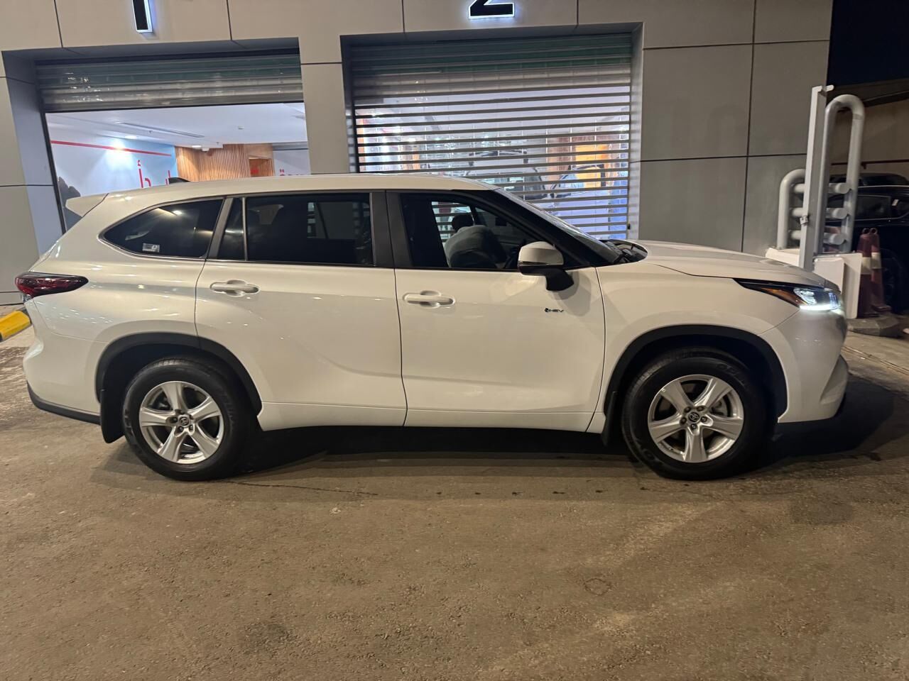 Al Safa, Vehicles, Cars & Trucks , SAR 130000,  Toyota Highlander Hybrid,  2025,  Automatic,  18000 KM,  TOYOTA HIGHLANDER LE FORSALE SAR 130000