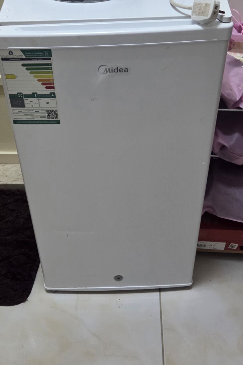 Khobar, Furniture, SAR 350,  Midea Fridge 85 Liter