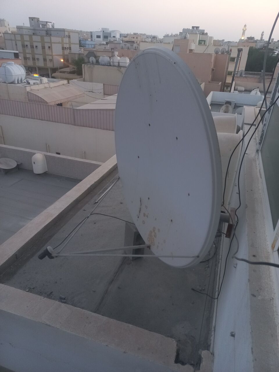 Riffa, Electronics, BHD 28,  Airtel DTH Dish For Sale  With LNB