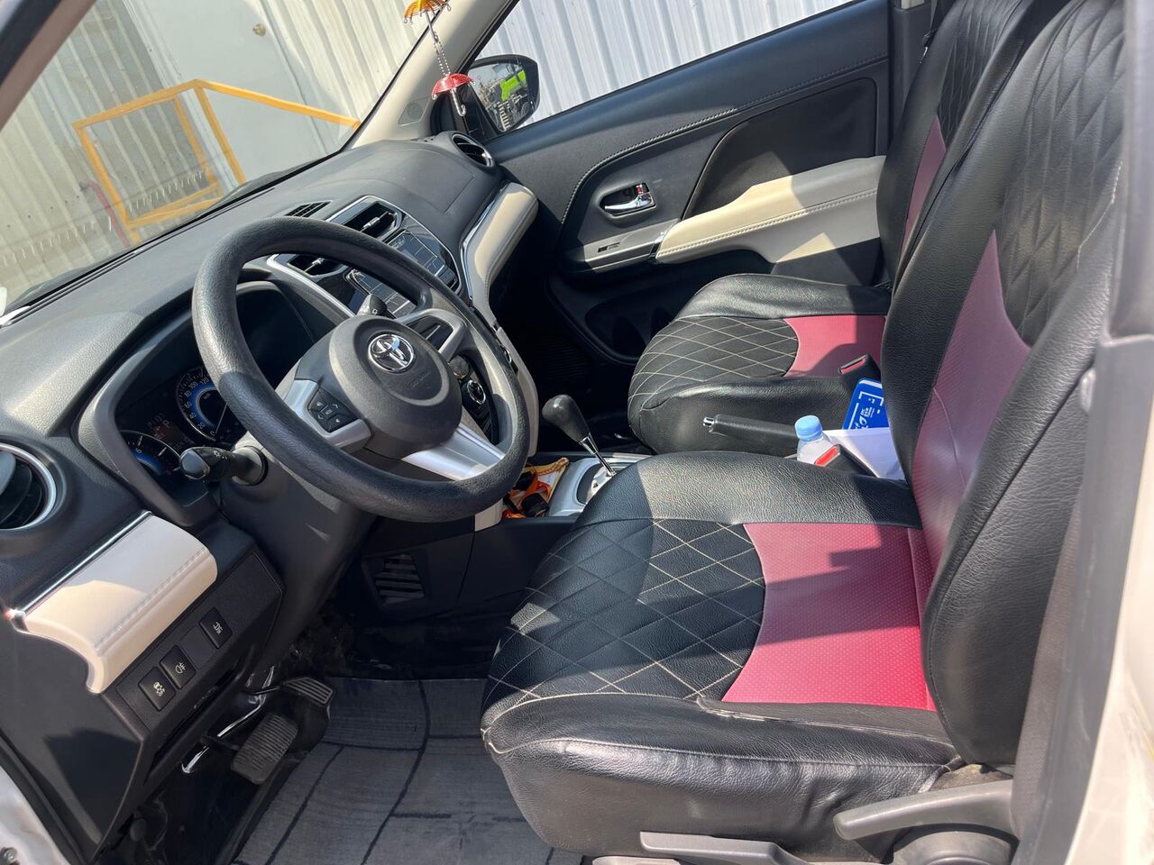 Manama, Vehicles, Cars & Trucks , BHD 3500,  Toyota Rush,  2019,  Automatic,  156000 KM,   Jeep For Sale.