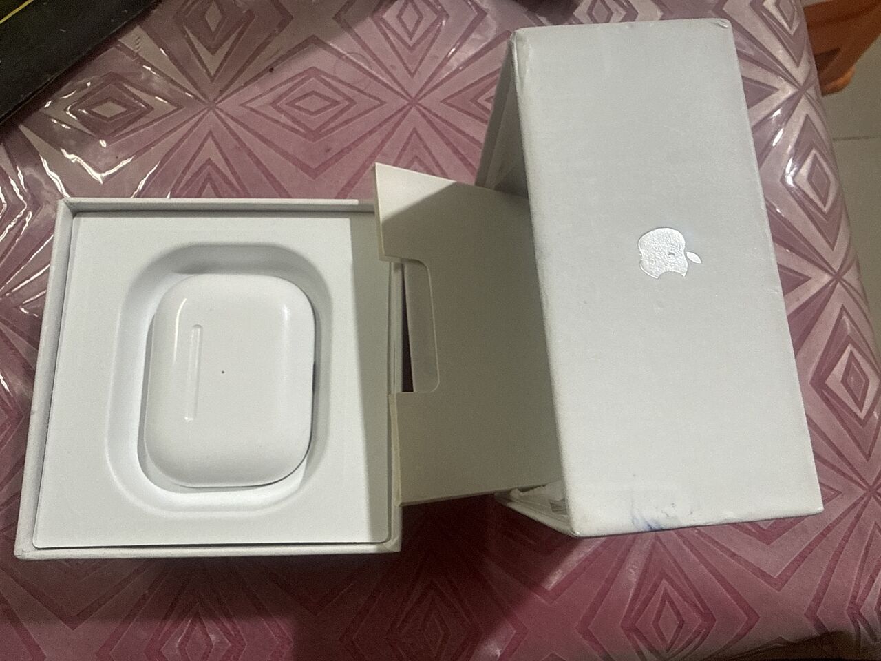 Jubail, Electronics, SAR 600,  Apple AirPods Pro 1 Generation (new)
