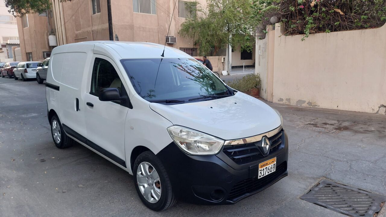 Manama, Vehicles, Cars & Trucks , BHD 2000,  Renault Dokker Cargo Van Well Mantaine,  2021,  Manual,  120000 KM,