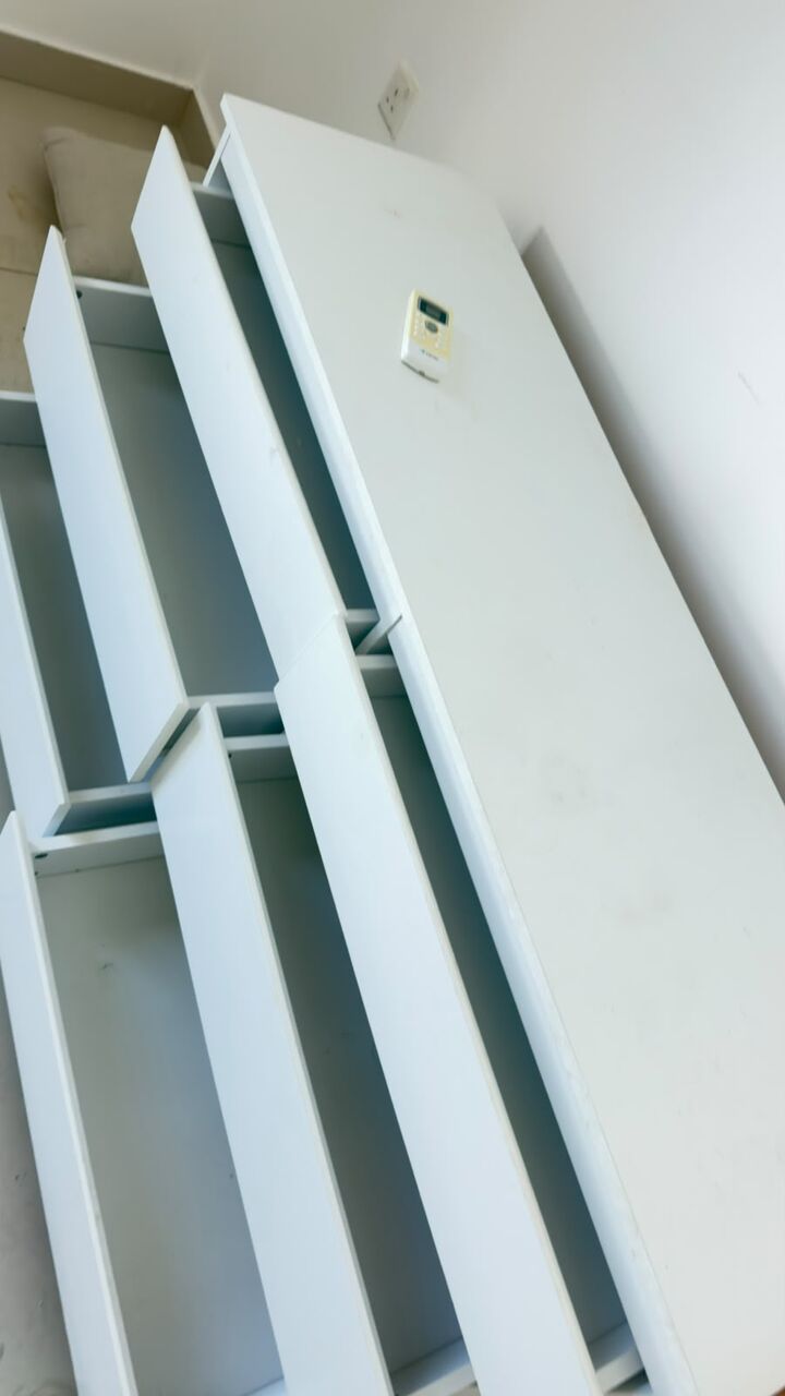 Manama, Household Items, BHD 17,  White Multi-Purpose Storage Unit For Sale ( Urgent )