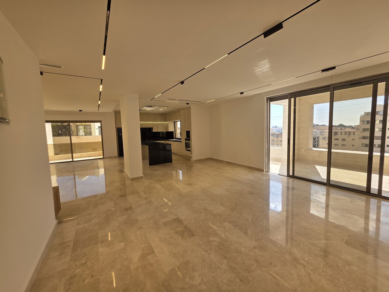 Amman, Apartments, Flats, Houses & Villas, JOD 18000/year,  3 BR,  Semi Furnished 3B Apart With Baconlies In Der Ghbar 00962777688956