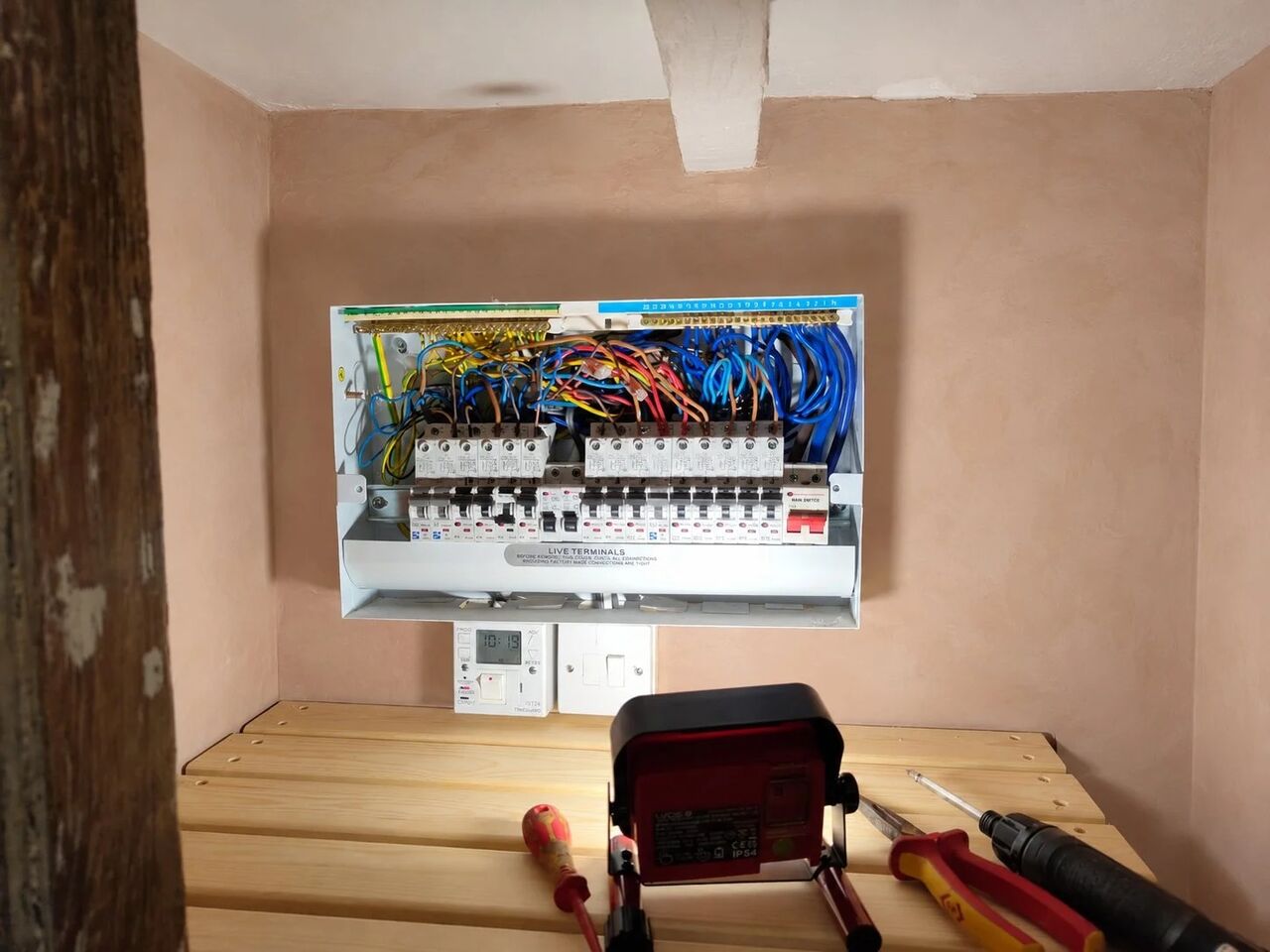 London, Household, On Call Emergency Electricians