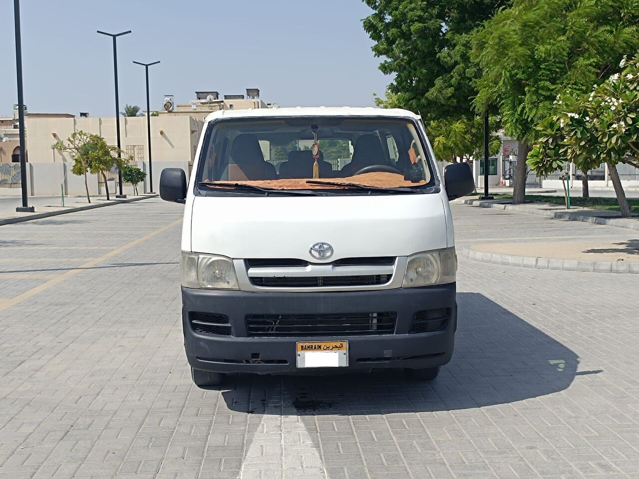 Manama, Vehicles, Cars & Trucks , BHD 2700,  TOYOTA HIACE,  2010,  Manual,  294000 KM,  PASSENGER VAN