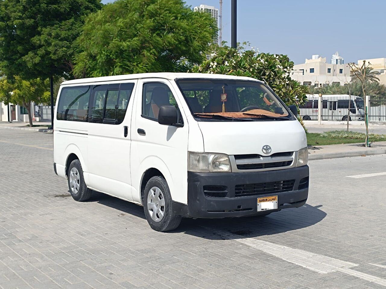 Manama, Vehicles, Cars & Trucks , BHD 2700,  TOYOTA HIACE,  2010,  Manual,  294000 KM,  PASSENGER VAN