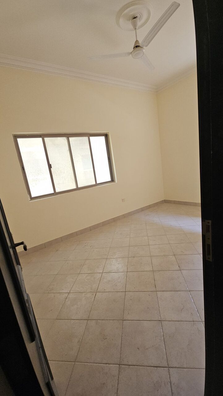Zinj, Apartments, Flats, Houses & Villas, BHD 220/month,  2 BR,  2 Bedroom Unfurnished Flat For Rent Without Ewa