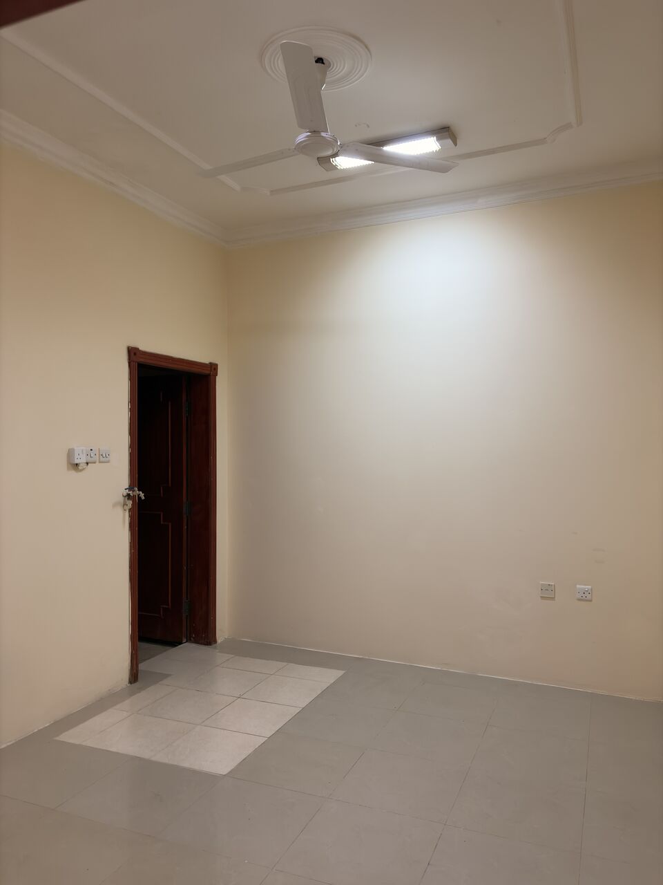 Gudaibiya, Apartments, Flats, Houses & Villas, BHD 140/month,  1 BR,  Flat For Rent In Gudaibia Near Palace Mosque
