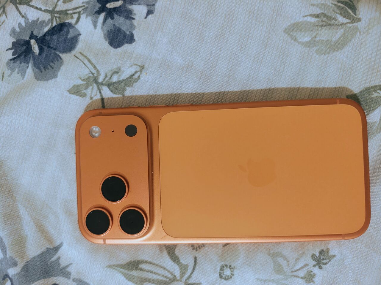 Dammam, Mobile Phones, SAR 4200,  Iphone 17 Pro Max