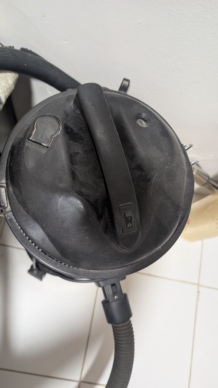 Riyadh, Appliances, SAR 100,  Krypton Vacuum Cleaner 2300W