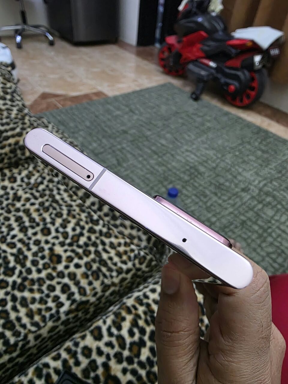 Manama, Mobile Phones, BHD 80,  Samsung Note 20 Ultra 12/256 GB