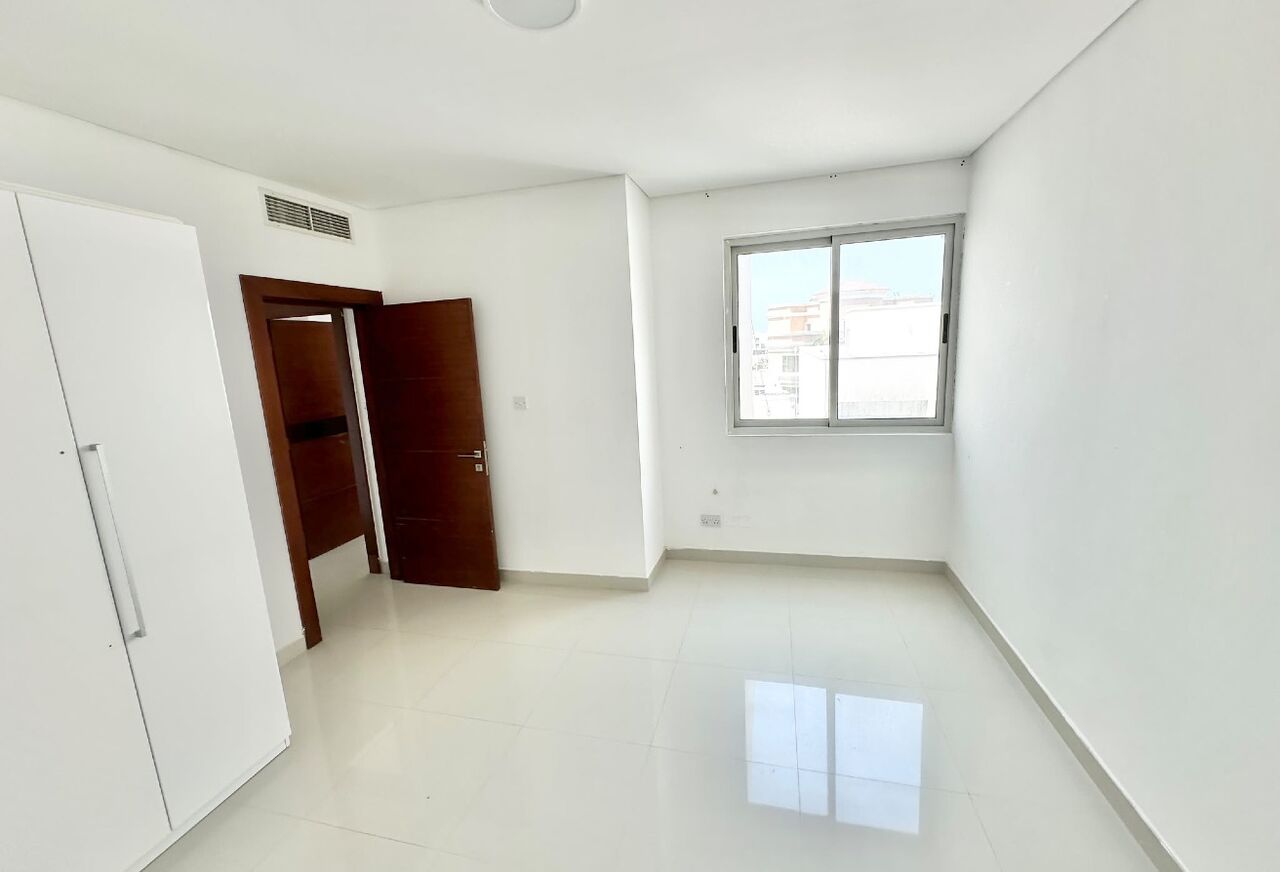 Manama, Apartments, Flats, Houses & Villas, BHD 280/month,  2 BR,  Spacious 2BR In Amwaj | BD 280 Inclusive