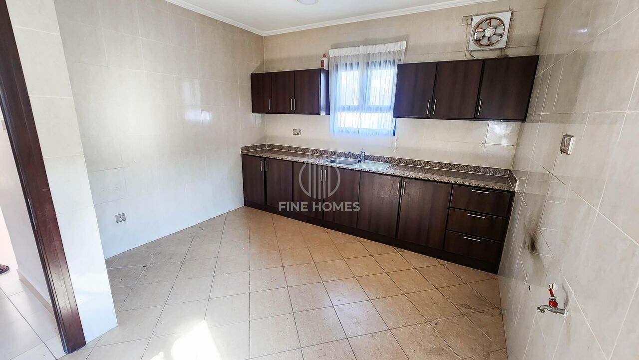 Riffa, Villas, BHD 400,  Backyard ! Private Garden ! Rare Compound Villa