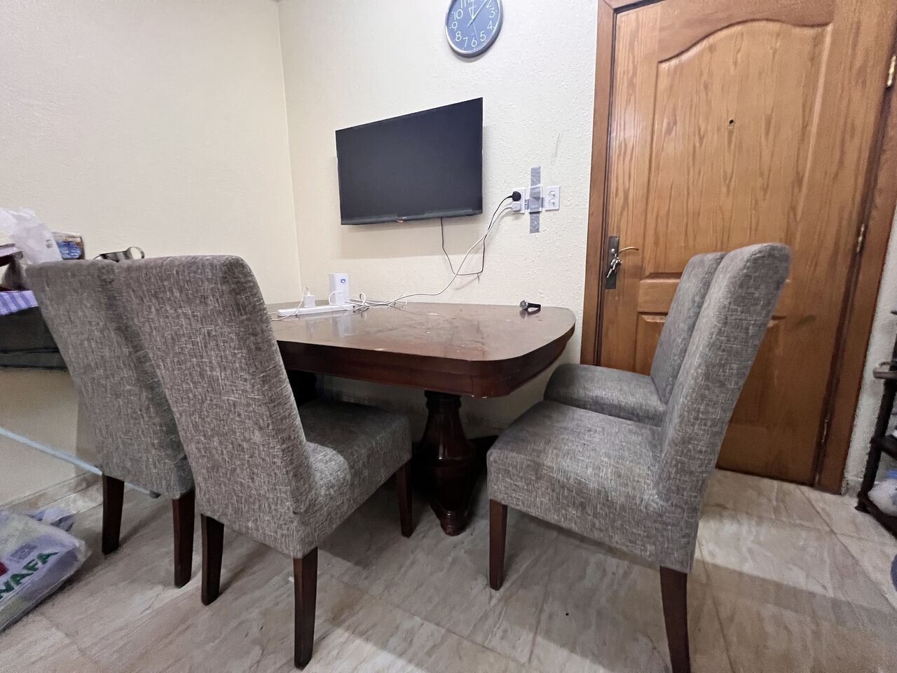 Dammam, Furniture, SAR 600,  8 Seater Dining Table For Sale