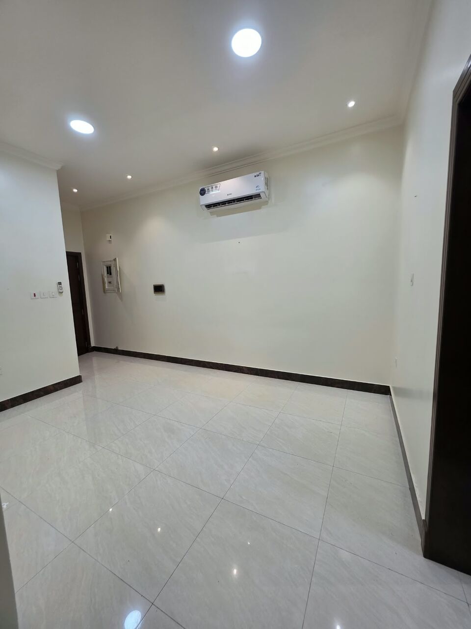 Khobar, Apartments, Flats, Houses & Villas, SAR 23600/year,  2 BR,  Consists  2 Bedrooms, A Living Room ,  2 Bathrooms, And A  Kitchen,   Fast Floor, External