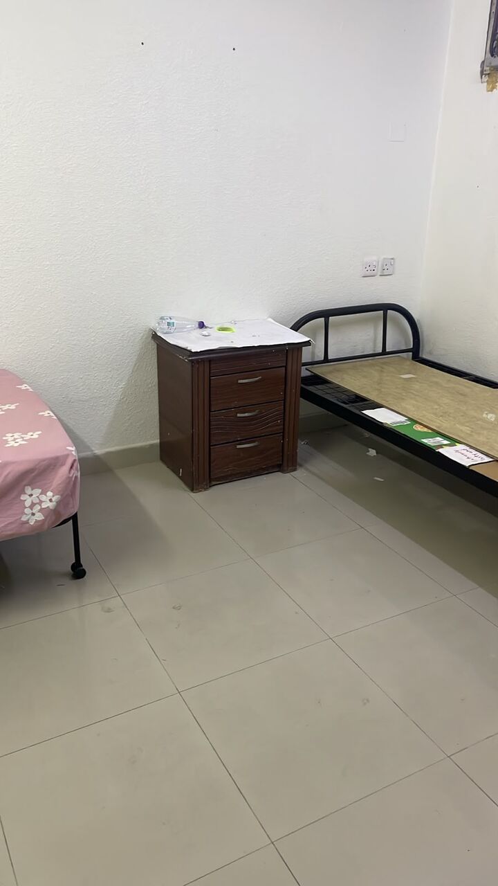 Al Malaz, Bedspace For Rent, SAR 500/month,  1 Sq. Meter,  Bachelor Bedspace For Rent