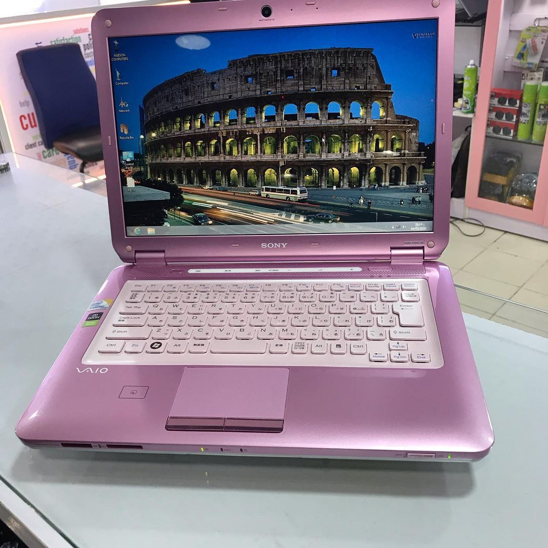 Riffa, Computers, BHD 35,  SONY VAIO Pc Notebook  - Beautiful Laptop&ndash; 500GB RAM &ndash; 4GB