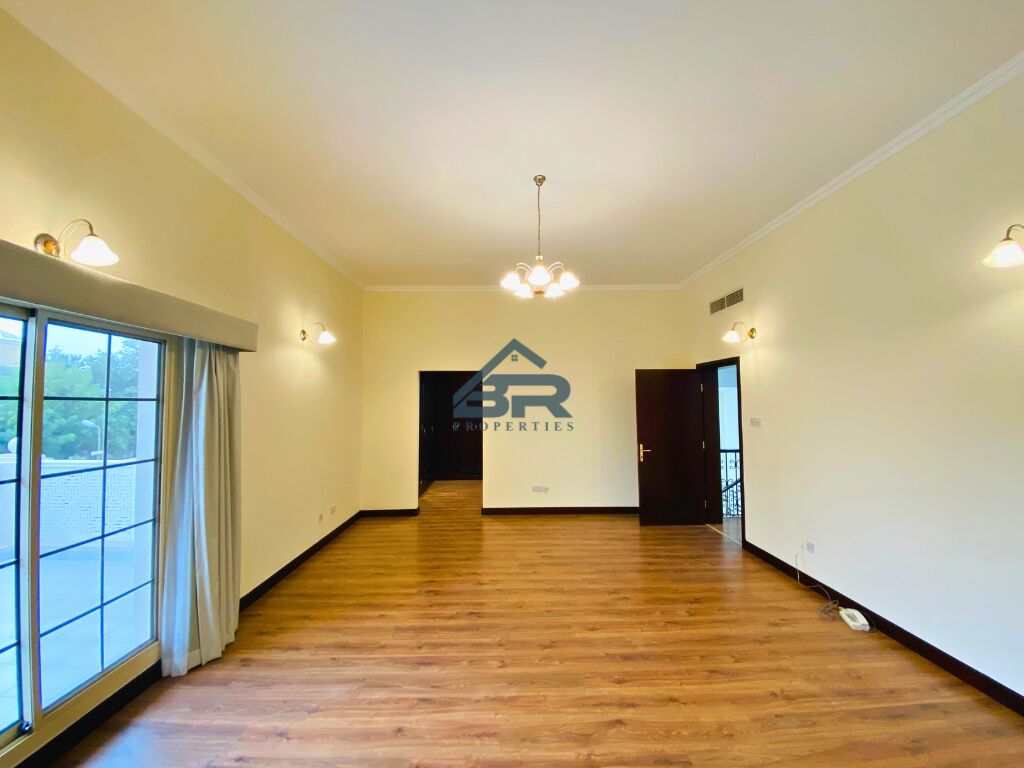 Janabiya, Villas, BHD 1300,  Large Villa In A Prime Compound