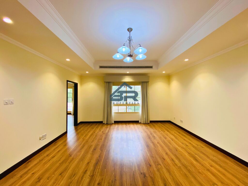 Janabiya, Villas, BHD 1300,  Large Villa In A Prime Compound