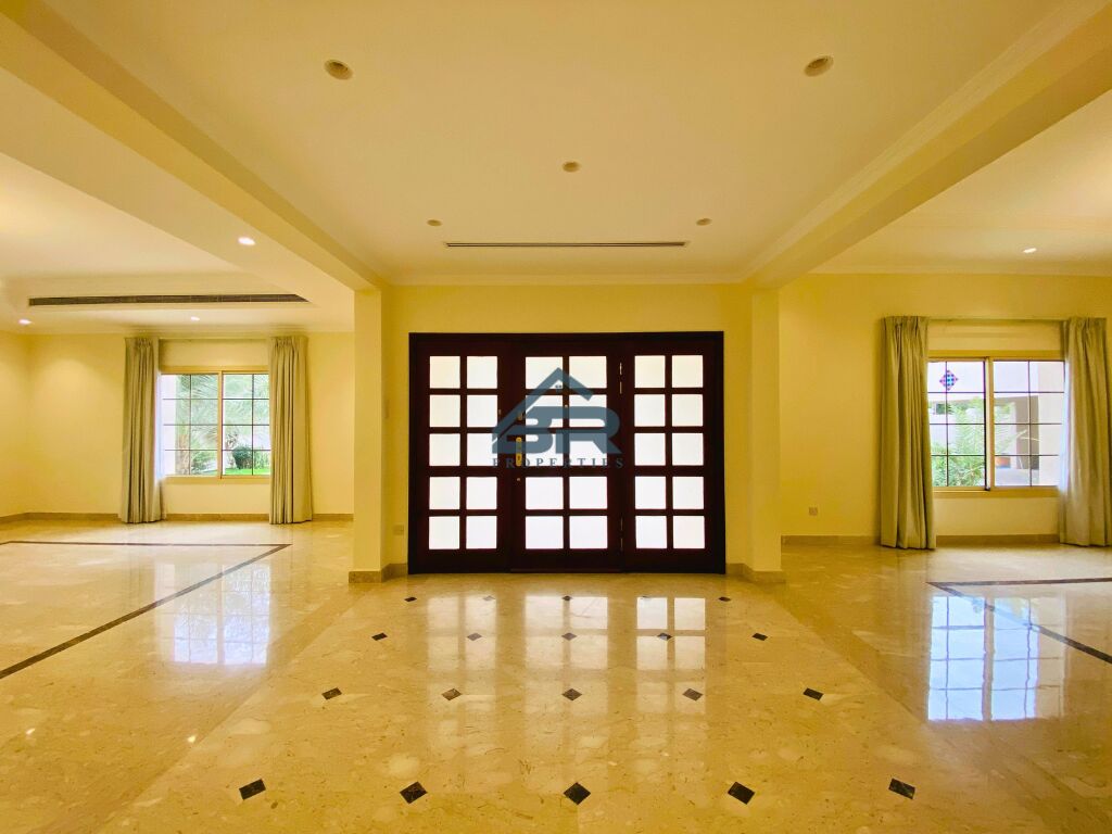 Janabiya, Villas, BHD 1300,  Large Villa In A Prime Compound
