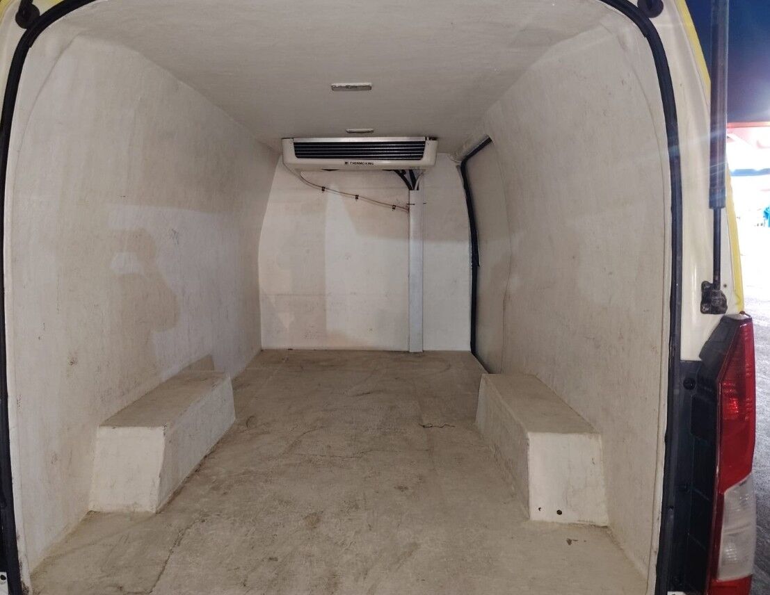 Jeddah, Vehicles, Cars & Trucks , SAR 1,  Toyota Hi-Ace,  2021,  Manual,  174000 KM,