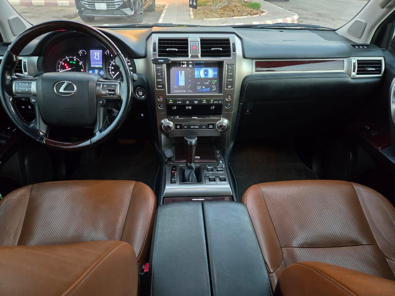 Riyadh, Vehicles, Cars & Trucks , SAR 145000,  Lexus GX 460,  2019,  Automatic,  190000 KM,  I Would Like To Sell My Lexus Gx460  Highest Trim