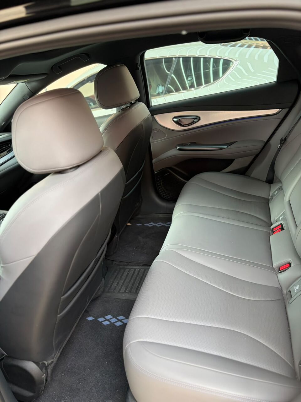 Jeddah, Vehicles, Cars & Trucks , SAR 99000,  BYD Seal 7,  2025,  Automatic,  21500 KM,  Selling  Premium Full Option