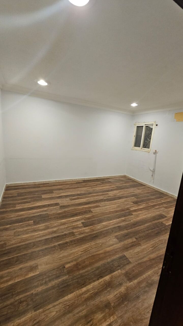 Riyadh, Apartments, Flats, Houses & Villas, SAR 32000/year,  3 BR,  3Rooms Hall Family Apartment Available On Aseer Street Besides Orange Line Metro Station
