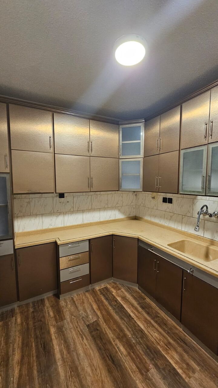 Riyadh, Apartments, Flats, Houses & Villas, SAR 32000/year,  3 BR,  3Rooms Hall Family Apartment Available On Aseer Street Besides Orange Line Metro Station
