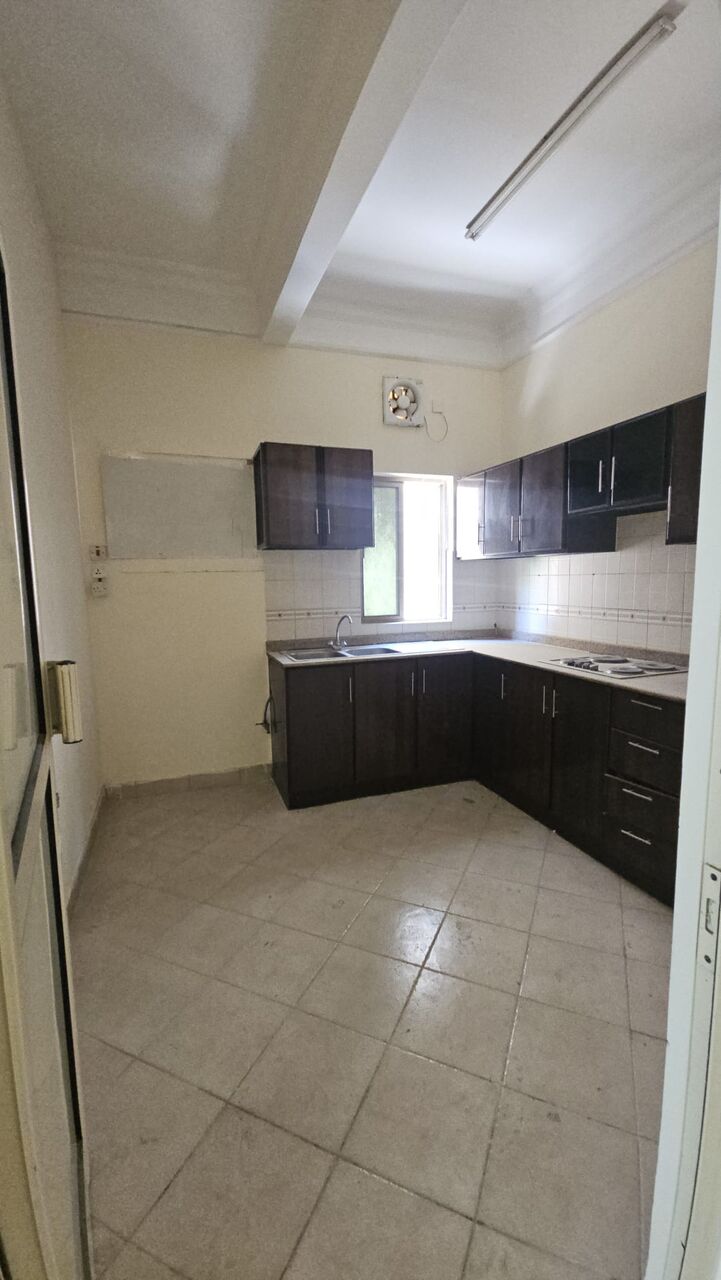 Zinj, Apartments, Flats, Houses & Villas, BHD 220/month,  2 BR,  2 Bedroom Unfurnished Flat For Rent Without Ewa