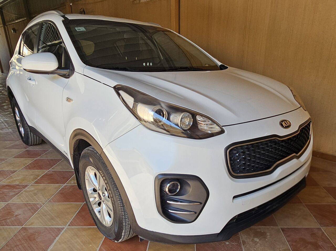 Riyadh, Vehicles, Cars & Trucks , SAR 46800,  Kia Sportage,  2018,  Automatic,  163020 KM,    2.4L GDI (SUV) &ndash; Excellent Condition, Family Used