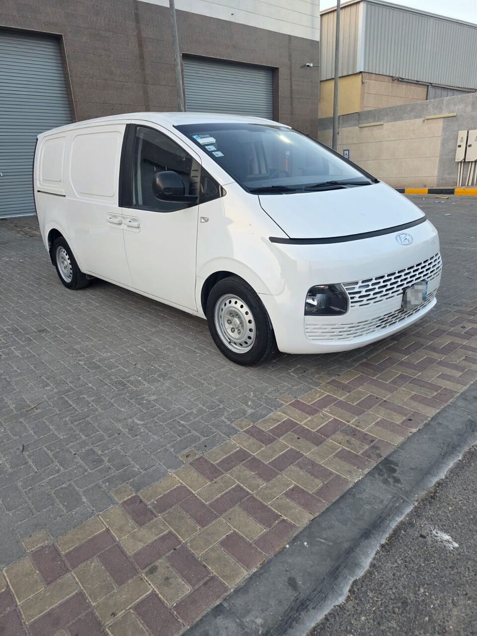 Dammam, Vehicles, Cars & Trucks , SAR 50000,  HYUNDAI STARIA,  2022,  Manual,  193000 KM,